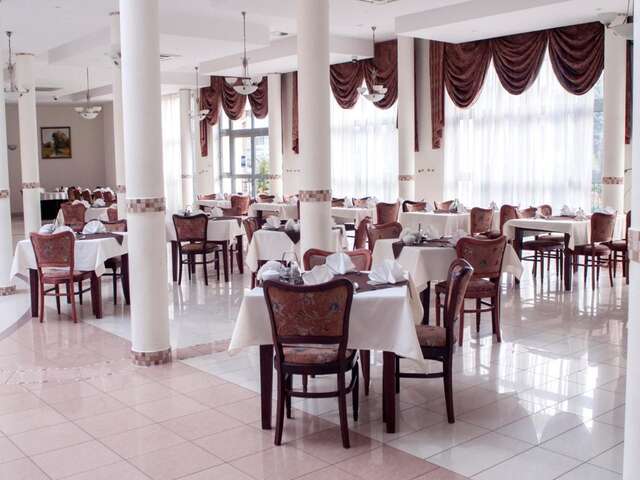 Отель Hotel Restauracja Autos Солец-Куявски-18