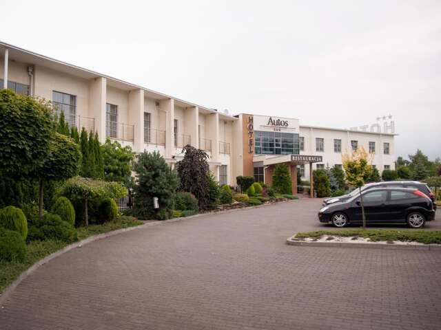 Отель Hotel Restauracja Autos Солец-Куявски-4