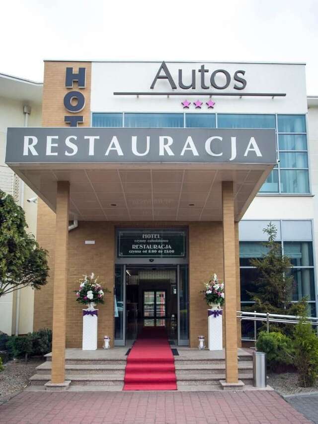Отель Hotel Restauracja Autos Солец-Куявски-44